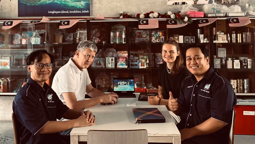 Reef Check Malaysia and DHI meet to coordinate efforts in Semporna (Malaysia)